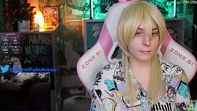 ShiroiFubuki online show from December 23, 2024, 6:37 pm