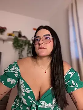 Snapshot of Lia_flowers chatting on January 30, 2025, 11:02 pm Lia flowers online show from January 30, 2025, 11:02 pm