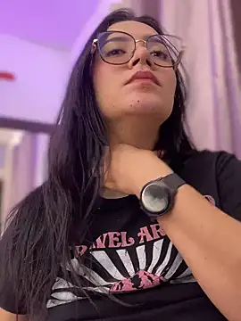 Snapshot of Lia_flowers chatting on February 14, 2025, 6:45 am Lia flowers online show from February 14, 2025, 6:45 am
