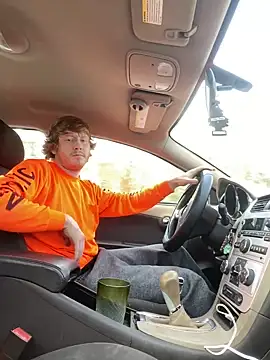 Snapshot of hottestcouplevaa chatting on December 5, 2024, 4:55 pm hottestcouplevaa online show from December 5, 2024, 4:55 pm