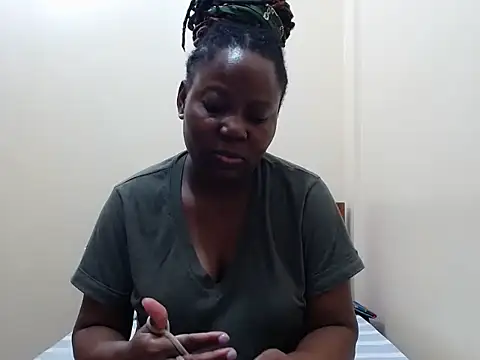 Snapshot of traper_1 chatting on November 23, 2025, 5:35 pm traper 1 online show from November 23, 2025, 5:35 pm