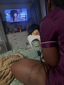 Snapshot of wetandhardblkpussywcock chatting on October 29, 2025, 4:04 am wetandhardblkpussywcock online show from October 29, 2025, 4:04 am