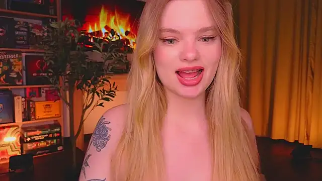 Snapshot of Hottie_Jane chatting on October 12, 2025, 2:16 pm Hottie Jane online show from October 12, 2025, 2:16 pm