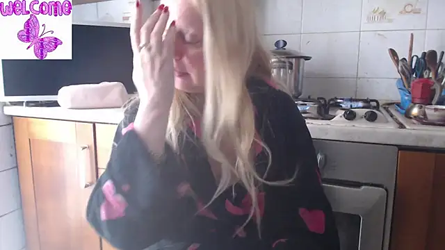 martachatte online show from March 14, 2025, 7:48 am