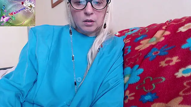 martachatte online show from September 23, 2025, 7:22 am