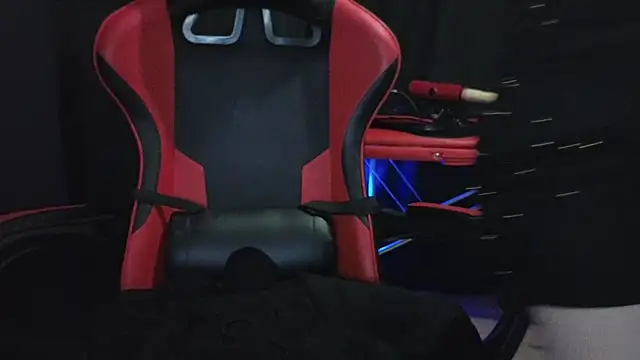 Mia G0ld online show from January 25, 2025, 2:37 am