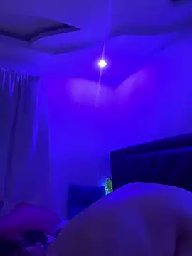 lonely shewolf online show from February 27, 2025, 7:58 pm