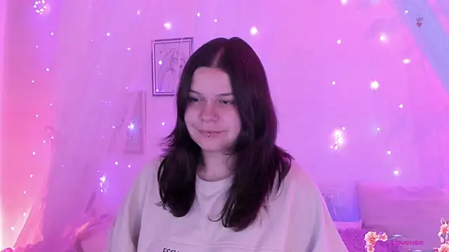 Mey moon online show from September 12, 2025, 2:33 am