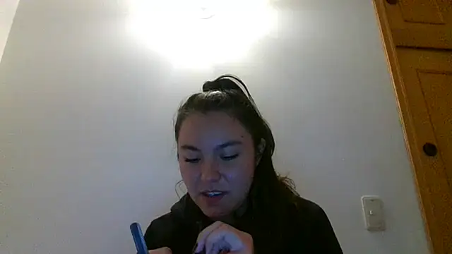 Snapshot of _andygirl chatting on February 27, 2025, 12:10 am andygirl online show from February 27, 2025, 12:10 am
