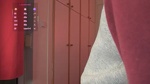 Snapshot of princiana chatting on February 13, 2025, 10:22 pm princiana online show from February 13, 2025, 10:22 pm