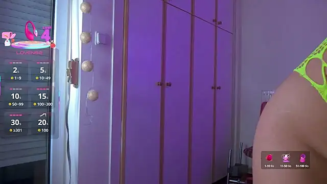 Snapshot of princiana chatting on October 2, 2025, 5:42 pm princiana online show from October 2, 2025, 5:42 pm