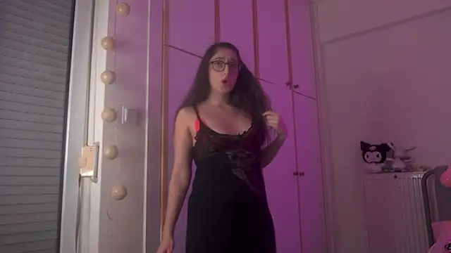 Snapshot of princiana chatting on November 18, 2025, 4:55 pm princiana online show from November 18, 2025, 4:55 pm