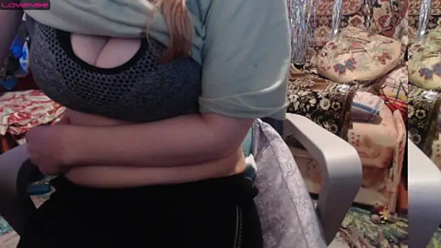 Snapshot of sweetbbabe chatting on February 13, 2025, 7:52 pm sweetbbabe online show from February 13, 2025, 7:52 pm