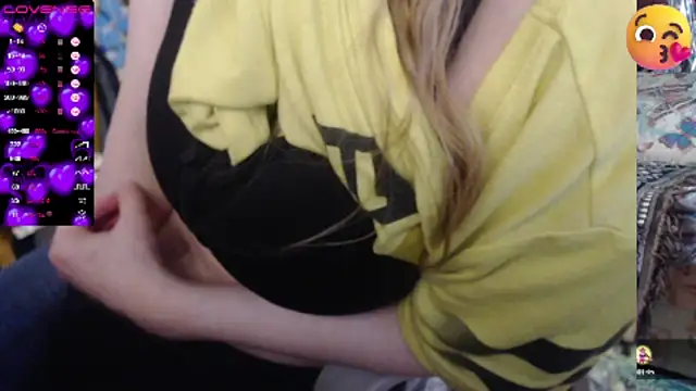 Snapshot of sweetbbabe chatting on March 1, 2025, 3:38 pm sweetbbabe online show from March 1, 2025, 3:38 pm