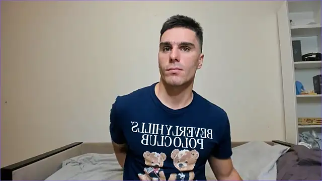 Snapshot of sam_huston chatting on December 12, 2024, 9:15 pm sam huston online show from December 12, 2024, 9:15 pm