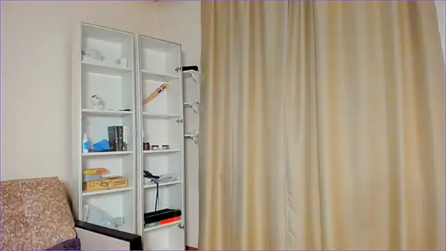 Snapshot of sam_huston chatting on December 13, 2025, 8:58 pm sam huston online show from December 13, 2025, 8:58 pm