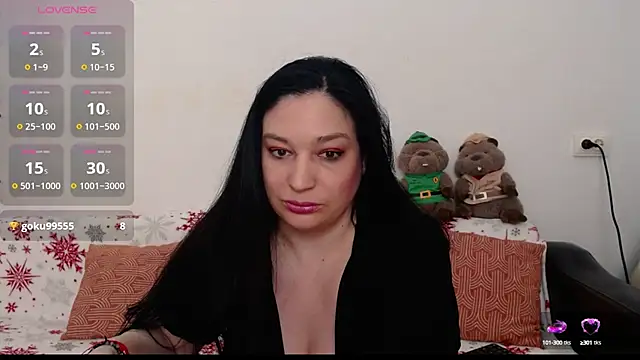 Snapshot of ElenaRose90 chatting on March 11, 2025, 9:37 pm ElenaRose90 online show from March 11, 2025, 9:37 pm
