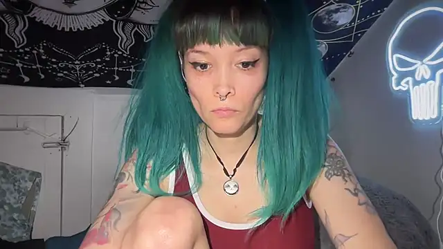 Snapshot of FRRANNKIE chatting on December 21, 2024, 7:27 pm FRRANNKIE online show from December 21, 2024, 7:27 pm