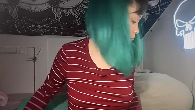 Snapshot of FRRANNKIE chatting on December 27, 2024, 12:50 am FRRANNKIE online show from December 27, 2024, 12:50 am