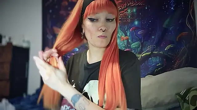 Snapshot of FRRANNKIE chatting on November 19, 2025, 1:49 am FRRANNKIE online show from November 19, 2025, 1:49 am