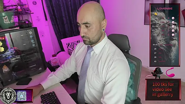 Snapshot of Leon_1234 chatting on January 22, 2025, 2:59 am Leon 1234 online show from January 22, 2025, 2:59 am