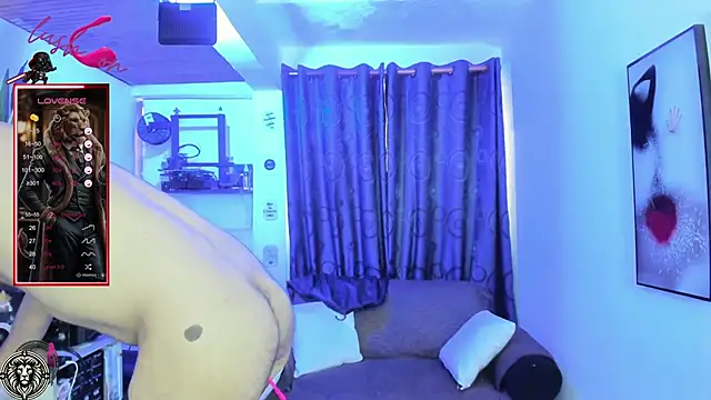 Snapshot of Leon_1234 chatting on February 26, 2025, 3:30 pm Leon 1234 online show from February 26, 2025, 3:30 pm