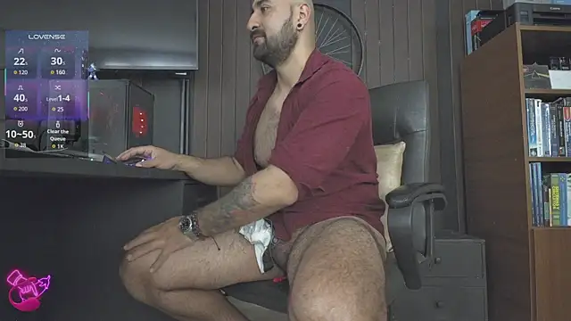 Snapshot of Leon_1234 chatting on December 2, 2025, 1:17 pm Leon 1234 online show from December 2, 2025, 1:17 pm