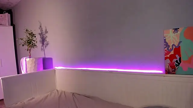 lina stones online show from January 9, 2025, 8:24 am