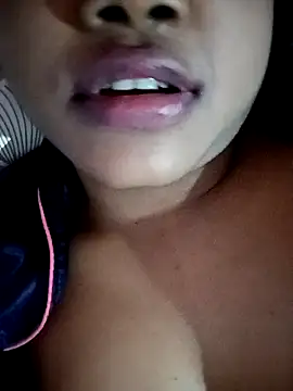 Snapshot of Hotlisa chatting on December 30, 2024, 5:34 pm Hotlisa online show from December 30, 2024, 5:34 pm