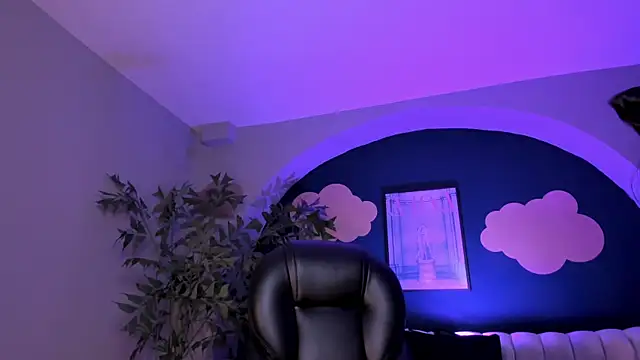 Snapshot of BiancaPierce chatting on March 1, 2025, 2:55 pm BiancaPierce online show from March 1, 2025, 2:55 pm