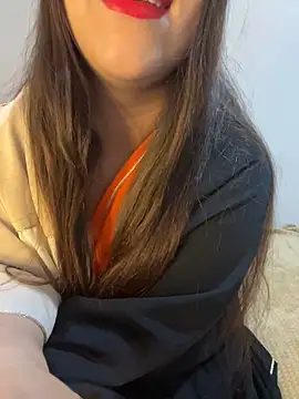 Snapshot of Mayacrayzi chatting on February 3, 2025, 8:57 am Mayacrayzi online show from February 3, 2025, 8:57 am