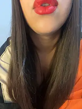 Snapshot of Mayacrayzi chatting on February 5, 2025, 12:27 pm Mayacrayzi online show from February 5, 2025, 12:27 pm