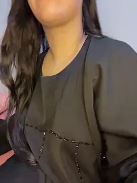 Snapshot of Mayacrayzi chatting on October 9, 2025, 9:40 am Mayacrayzi online show from October 9, 2025, 9:40 am