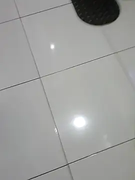 PhillipStout online show from November 22, 2025, 3:27 am