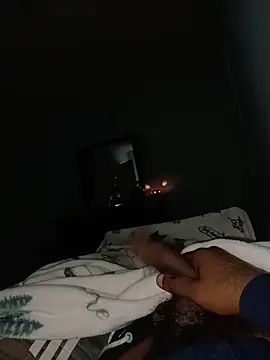 Snapshot of Annonymous607 chatting on November 4, 2025, 4:39 pm Annonymous607 online show from November 4, 2025, 4:39 pm