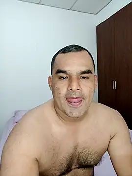 Snapshot of Angeelus2 chatting on October 30, 2025, 5:02 pm Angeelus2 online show from October 30, 2025, 5:02 pm