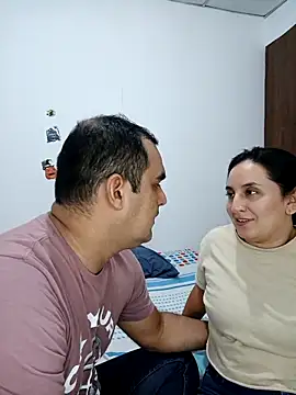 Snapshot of Angeelus2 chatting on November 26, 2025, 3:57 pm Angeelus2 online show from November 26, 2025, 3:57 pm