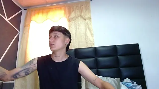 Tamarahryan online show from February 8, 2025, 3:53 pm