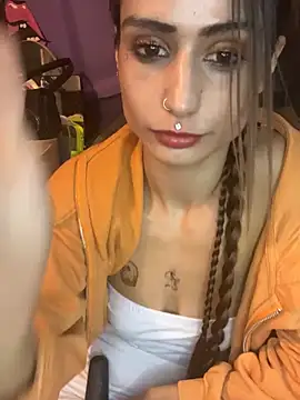 Snapshot of LaPetitechienne1 chatting on December 15, 2024, 2:37 pm LaPetitechienne1 online show from December 15, 2024, 2:37 pm