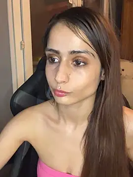Snapshot of LaPetitechienne1 chatting on February 2, 2025, 9:34 pm LaPetitechienne1 online show from February 2, 2025, 9:34 pm