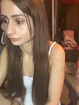 Snapshot of LaPetitechienne1 chatting on February 8, 2025, 4:14 pm LaPetitechienne1 online show from February 8, 2025, 4:14 pm