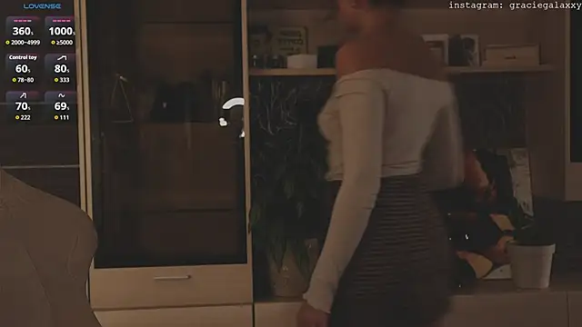 Chill out with Salvia online show from November 25, 2025, 2:50 pm