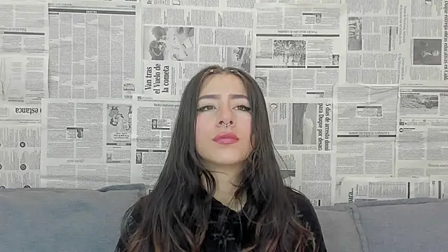 Snapshot of Mhelanny2 chatting on December 22, 2024, 6:06 am Mhelanny2 online show from December 22, 2024, 6:06 am