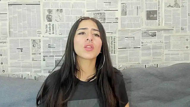 Snapshot of Mhelanny2 chatting on January 19, 2025, 8:41 pm Mhelanny2 online show from January 19, 2025, 8:41 pm