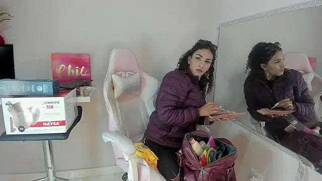 Snapshot of StefanyMiler chatting on March 20, 2025, 9:37 am StefanyMiler online show from March 20, 2025, 9:37 am