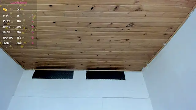 cristal  hot 1 online show from December 16, 2024, 4:02 am