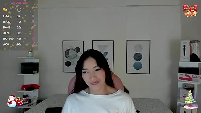 cristal  hot 1 online show from December 17, 2024, 4:01 am