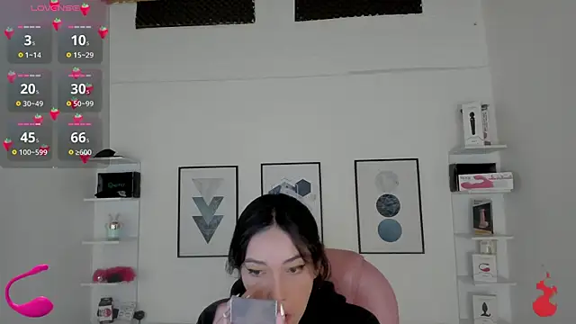 cristal  hot 1 online show from January 20, 2025, 4:10 am