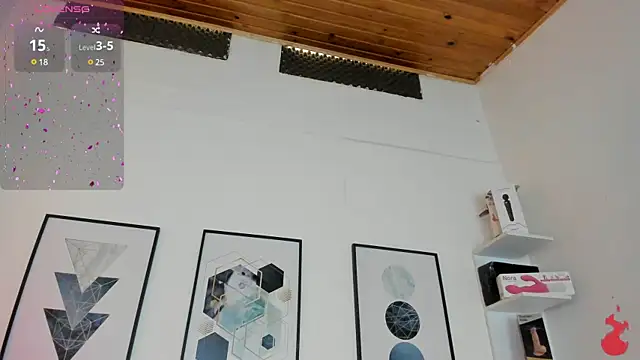 cristal  hot 1 online show from March 9, 2025, 4:33 pm