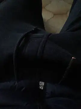 Snapshot of MoochedTape chatting on December 18, 2024, 3:11 pm MoochedTape online show from December 18, 2024, 3:11 pm